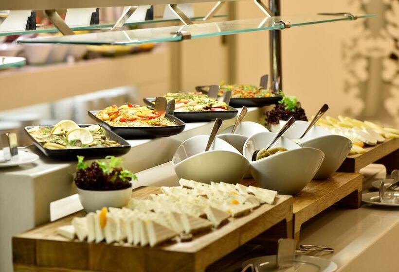 ホテル Burgu Arjaan By Rotana