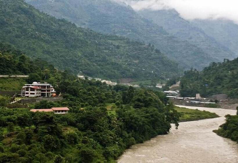 Hotel Club Mahindra Baiguney