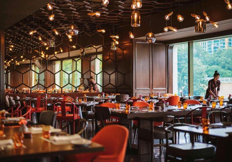 هتل Des Arts Saigon Mgallery Collection