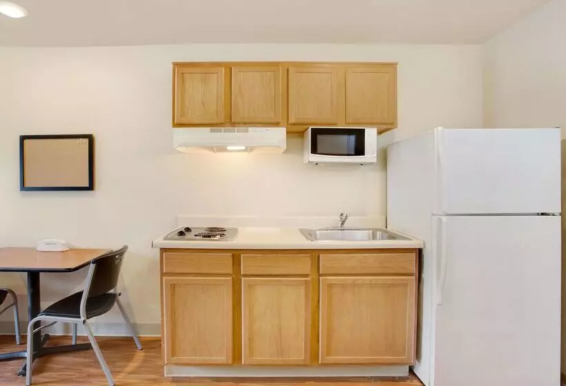 Hotelli Extended Stay America Select Suites  Mobile  I65