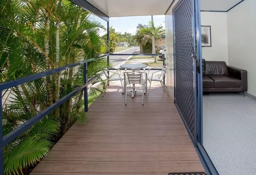 Отель Ingenia Holidays Noosa North