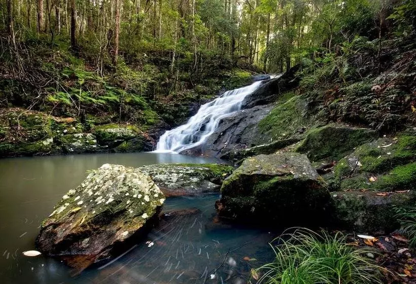 Отель Ingenia Holidays Noosa North