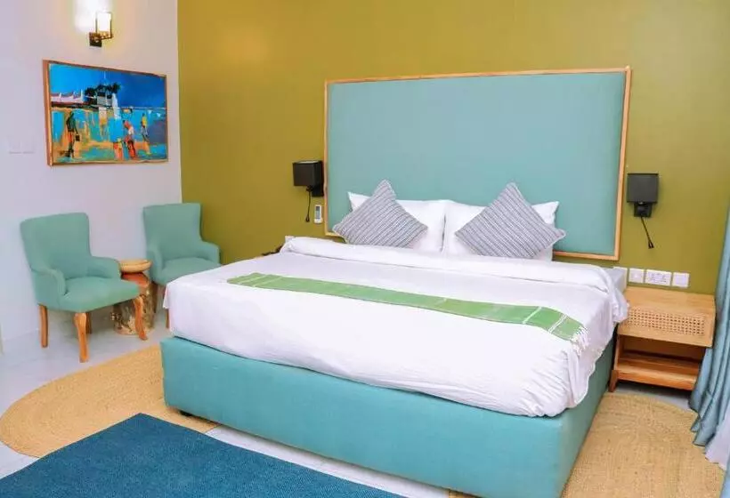 هتل Best Western Jangwani Sea Breeze Resort