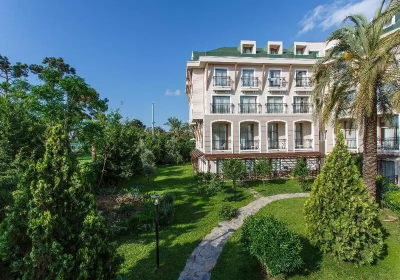 Hotel Lucida Beach   All Inclusive - Çamyuva
