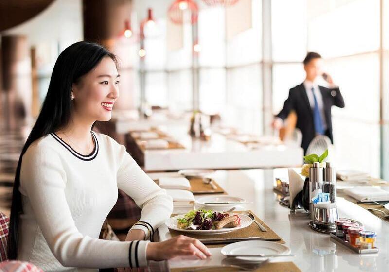 Hotel Pullman Nanjing Lukou Airport