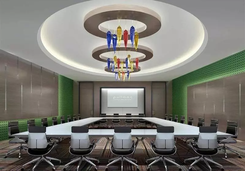 Szálloda Pullman Nanjing Lukou Airport