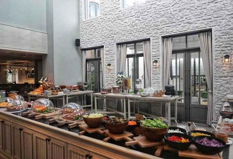 בית מלון כפרי Thames Valley Khao Yai   Sha Plus