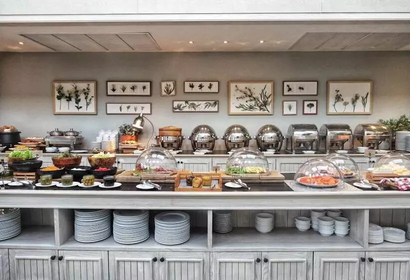 בית מלון כפרי Thames Valley Khao Yai   Sha Plus