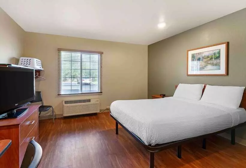 Hotelli Extended Stay America Select Suites   Akron   South