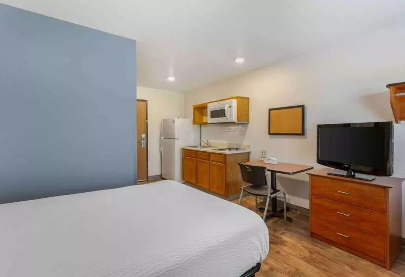 Hotelli Extended Stay America Select Suites   Akron   South