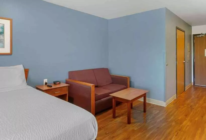 Hotelli Extended Stay America Select Suites   Akron   South