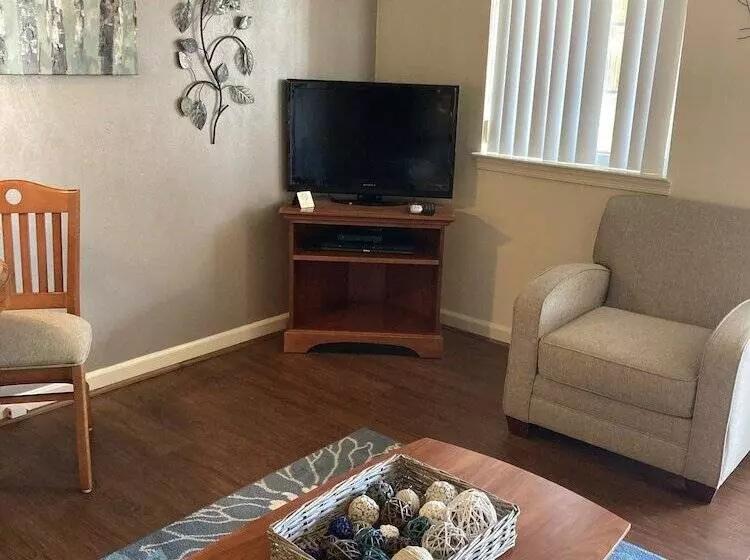 모텔 Affordable Corporate Suites Of Salem