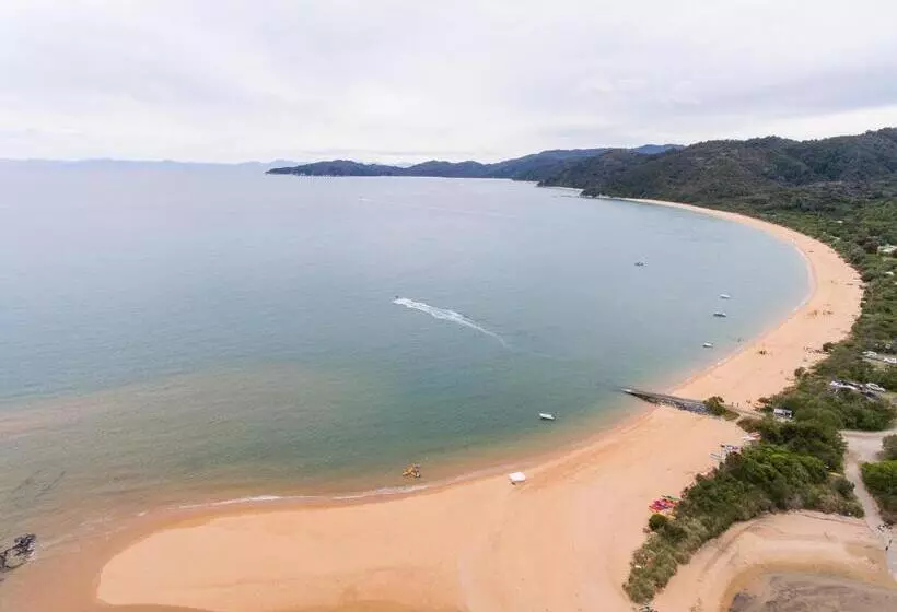 汽车旅馆  Century Park