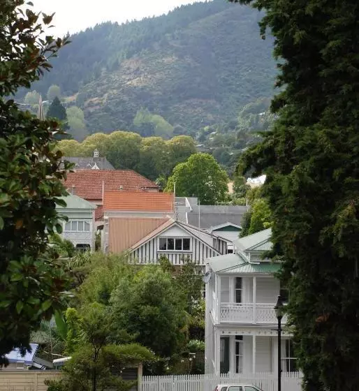 汽车旅馆  Century Park