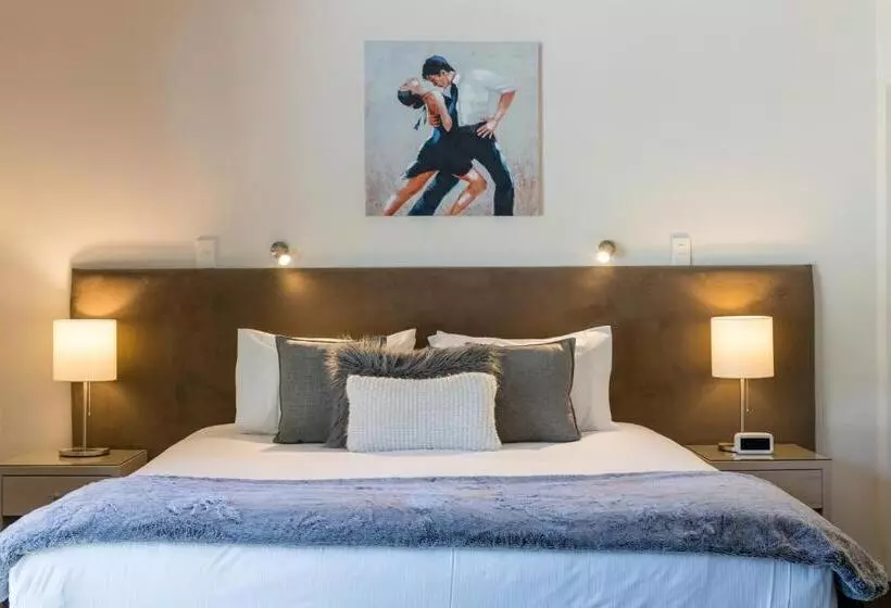 汽车旅馆  Century Park