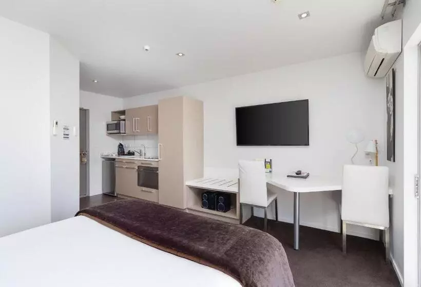 汽车旅馆  Century Park