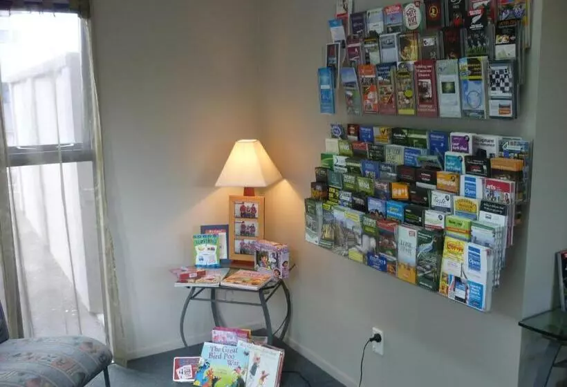 مُتل Chancellor Motor Lodge And Conference Centre