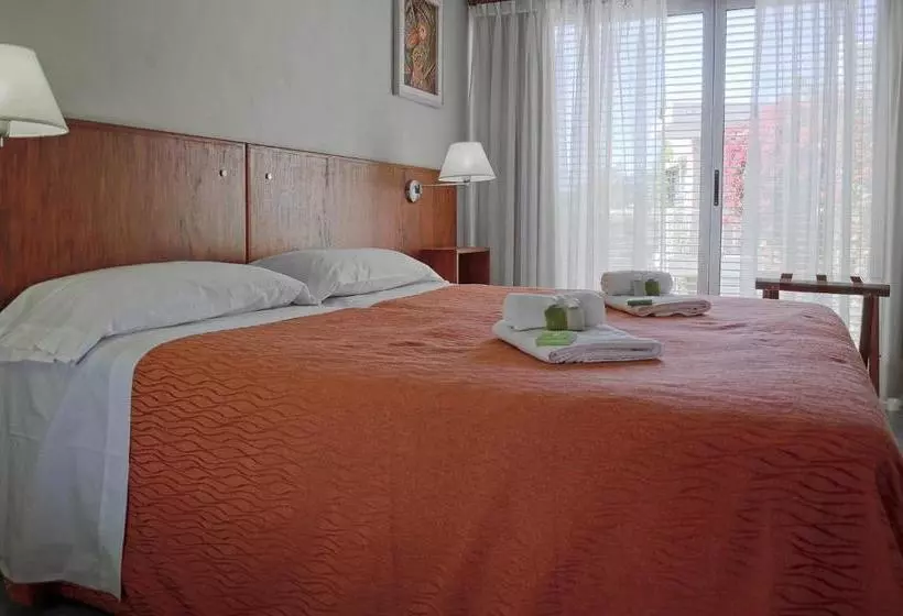 Nuna Ayni Apartments