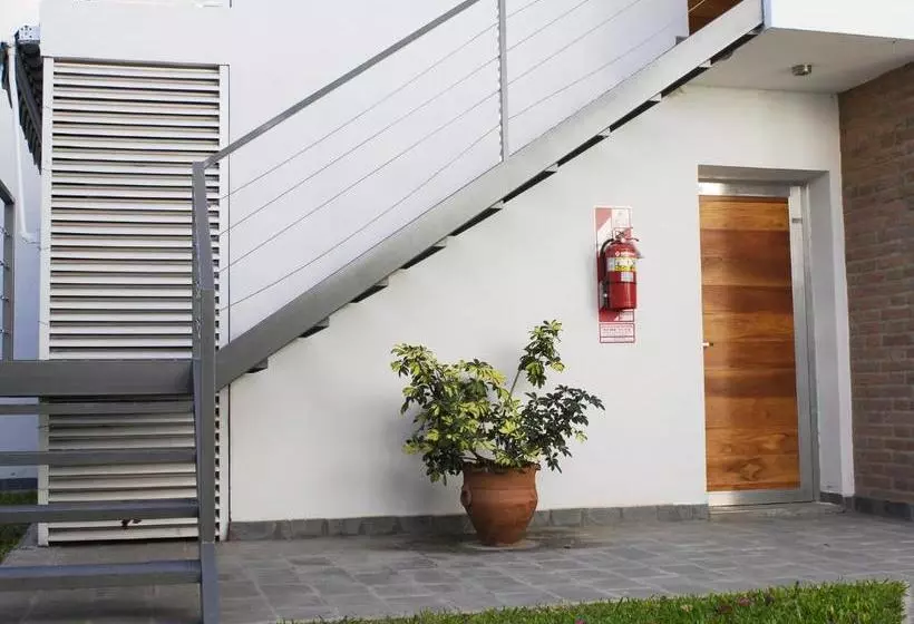 Nuna Ayni Apartments