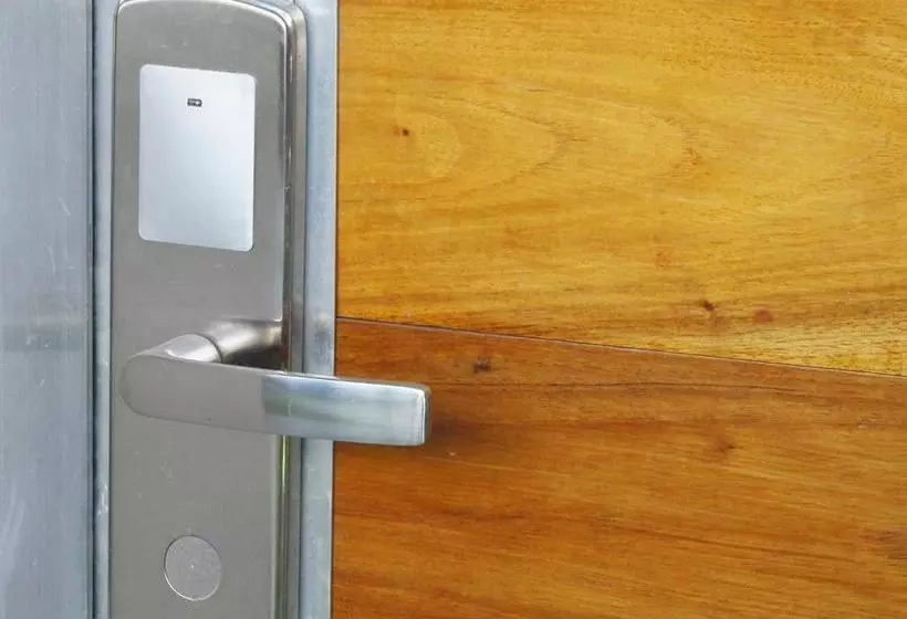 Nuna Ayni Apartments