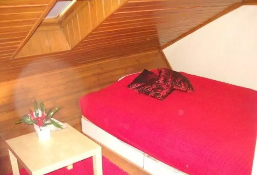 Sweetromantic Attic in the Heart of Lisbon