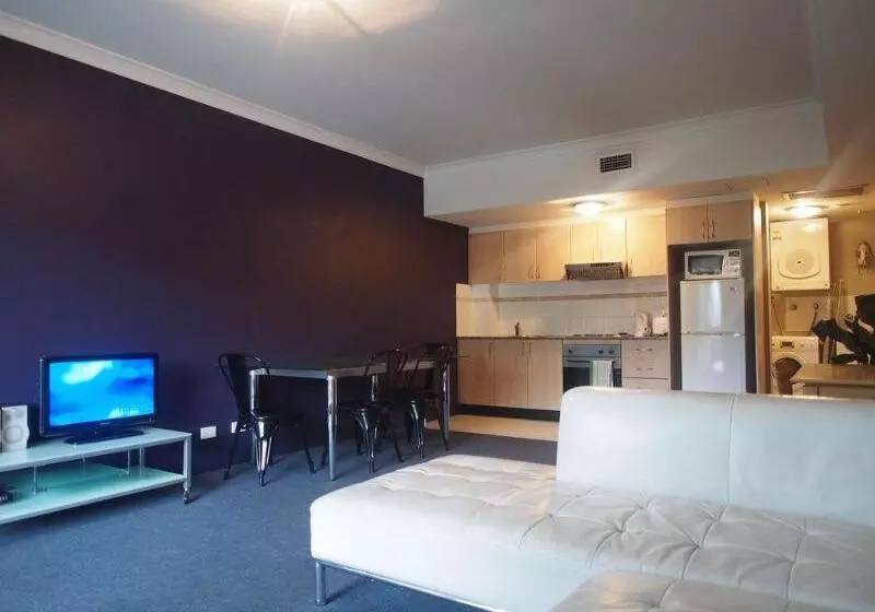 Sydney Airport Suites