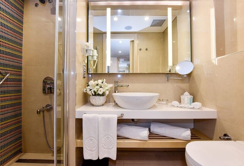 ホテル Burgu Arjaan By Rotana