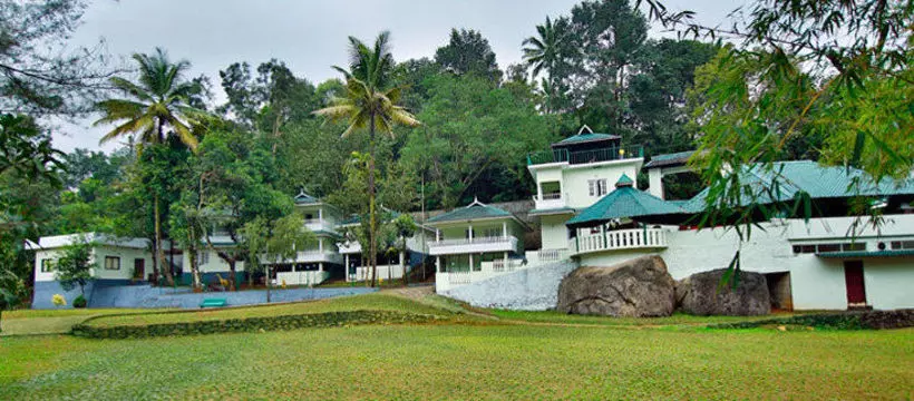 Aruvi Resorts