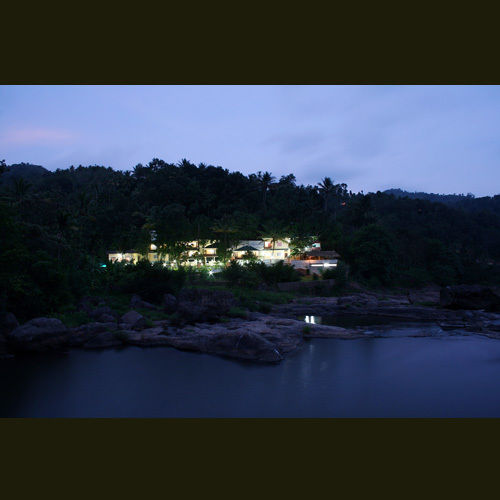 Aruvi Resorts