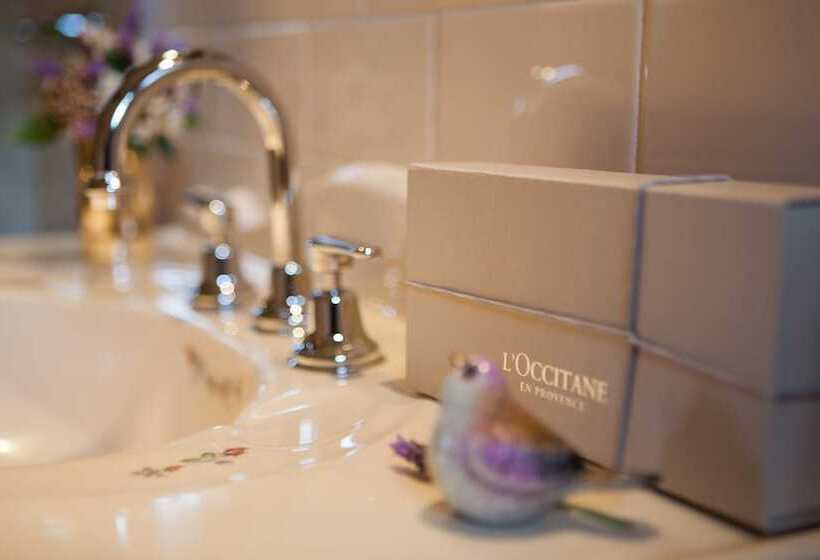 Bed & Breakfast Stonewell Cottages And Vineyards