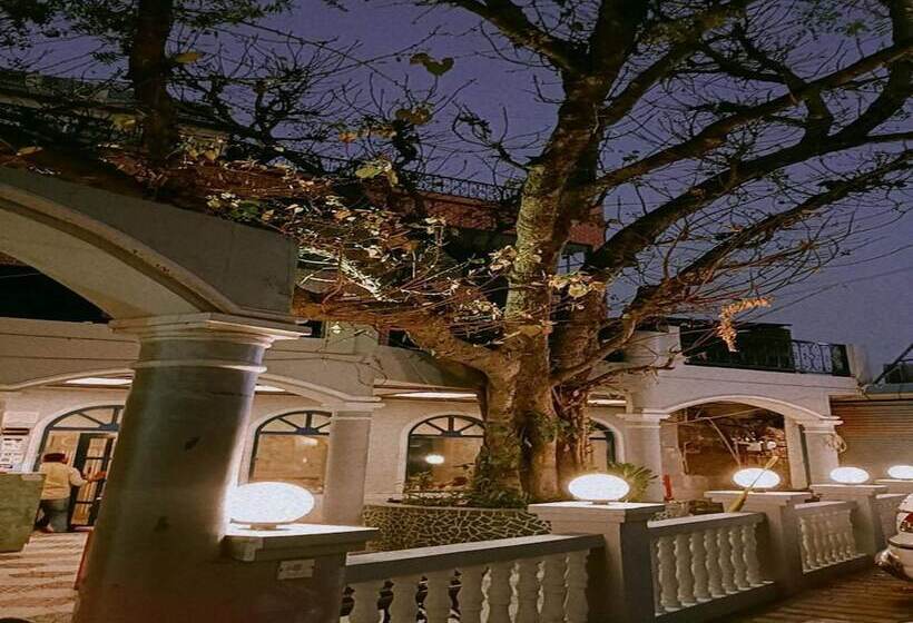 فندق فئة نجمة واحدة Maya Hotel & Restaurant