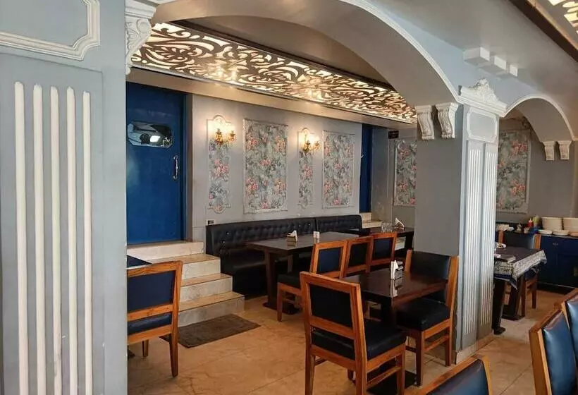 مسافرخانه Maya Hotel & Restaurant