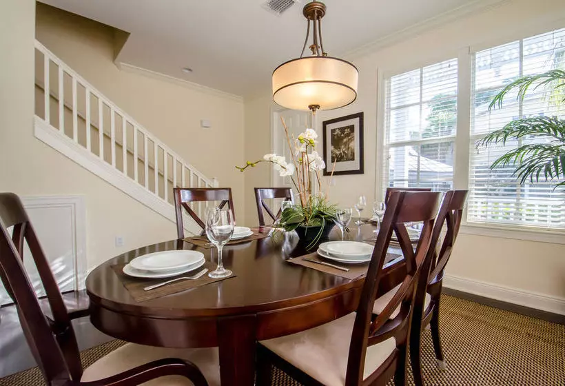 هتل Angler's Reef Resort