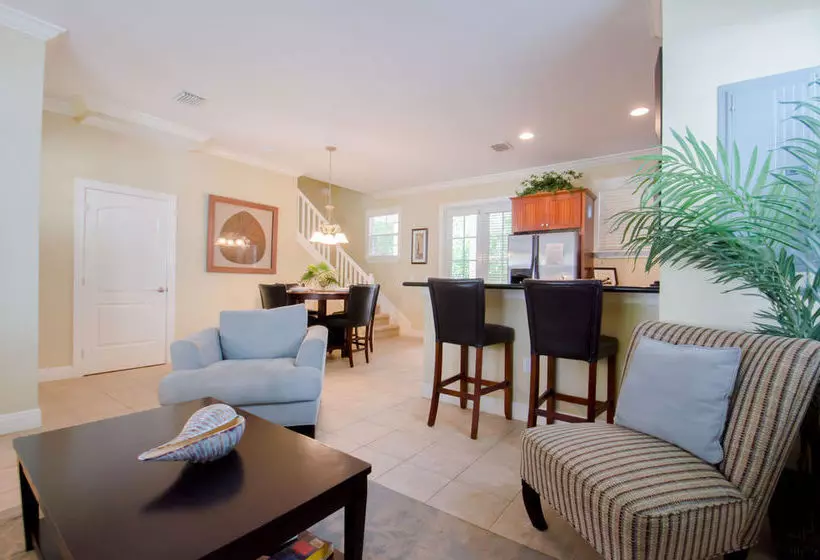 هتل Angler's Reef Resort