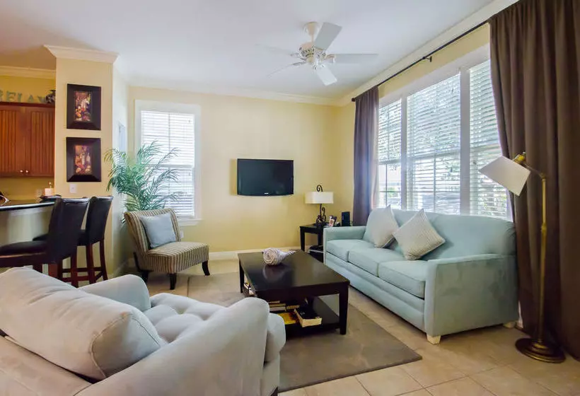 هتل Angler's Reef Resort