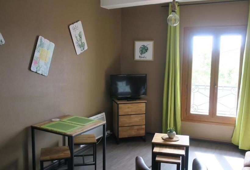 فندق Au Remp'Arts