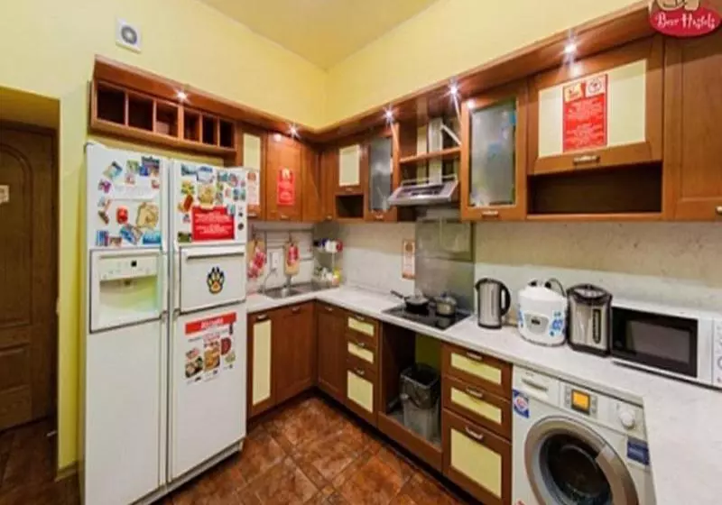 酒店 Bear Hostel On Smolenskaya