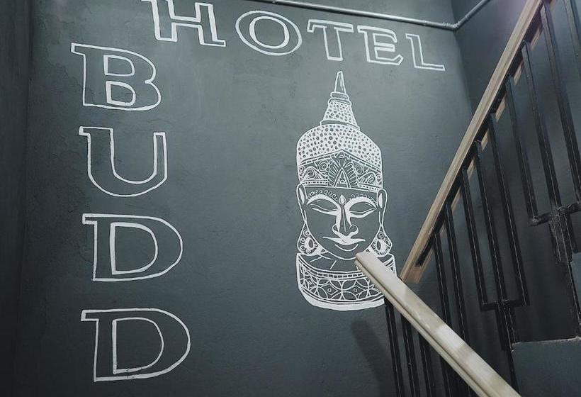 هتل Budd