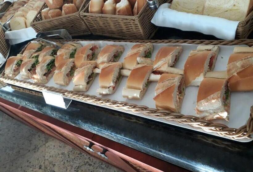 酒店 Cricaré Praia