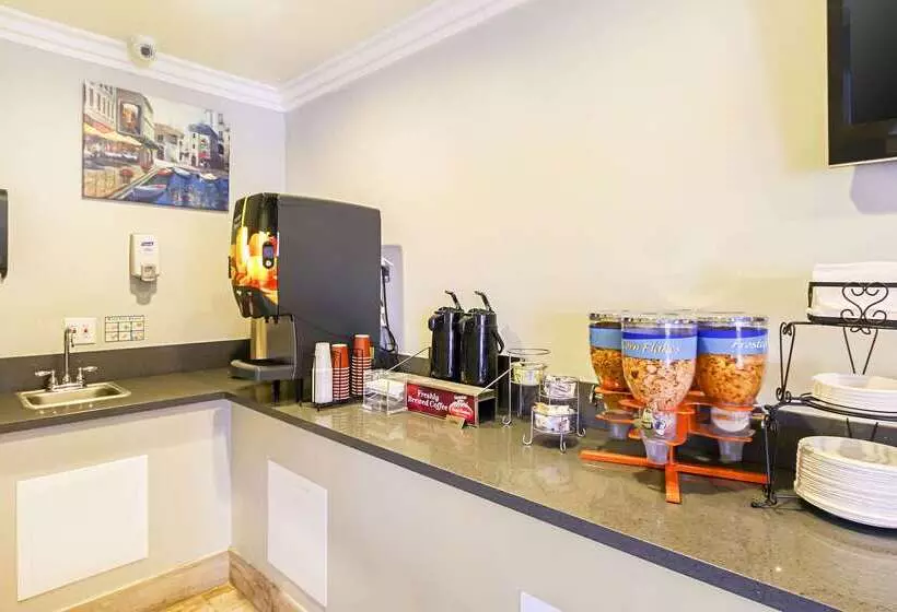 호텔 Econo Lodge San Bernardino I 215