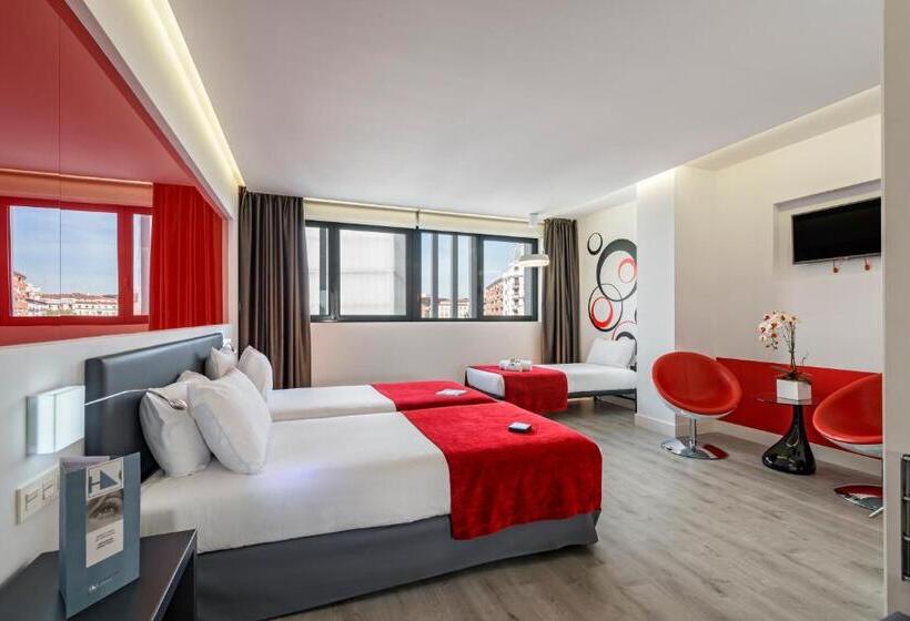 هتل Eurostars Central