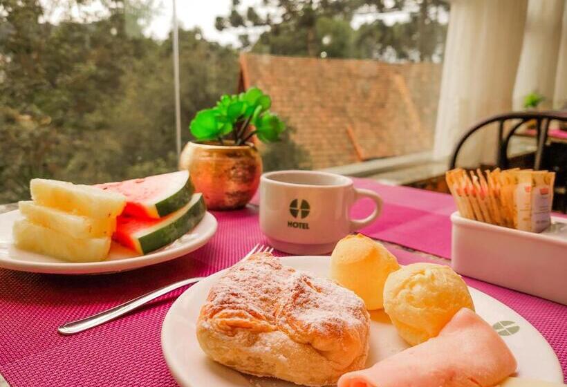 هتل Fazenda Golden Park Campos Do Jordão