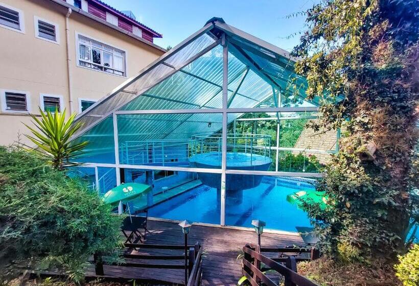 هتل Fazenda Golden Park Campos Do Jordão