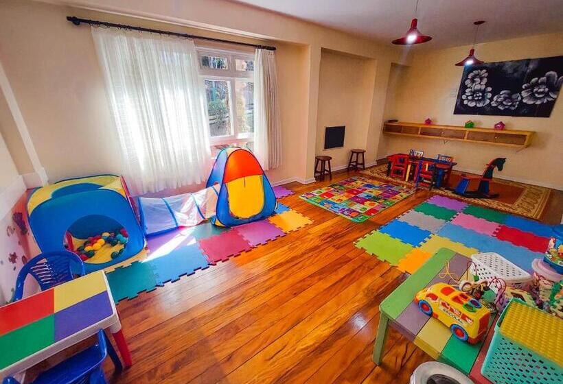 هتل Fazenda Golden Park Campos Do Jordão