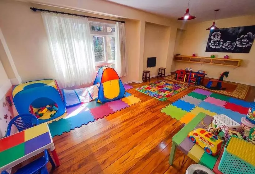 هتل Fazenda Golden Park Campos Do Jordão