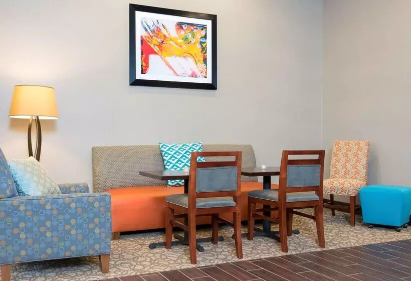 호텔 Hampton Inn Kalamazoo