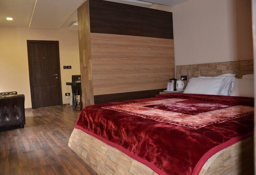 Hotelli Jewel Of The East