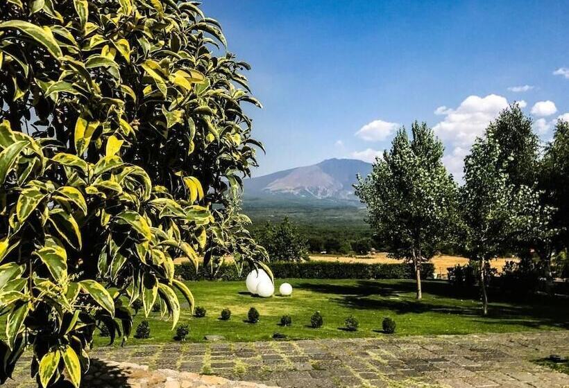 فندق La Fucina di Vulcano