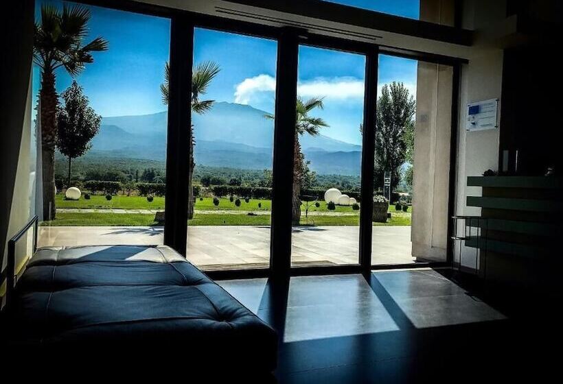 فندق La Fucina di Vulcano