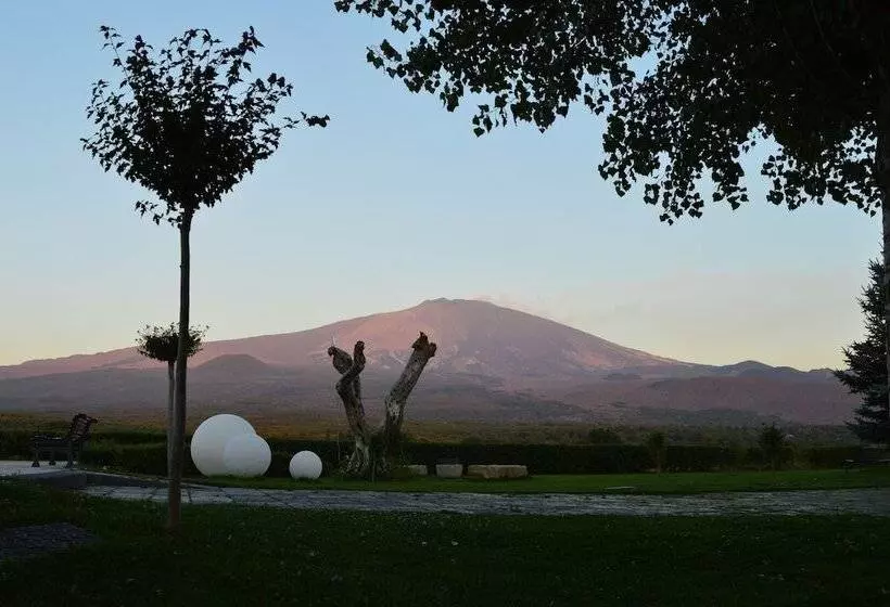 هتل La Fucina di Vulcano